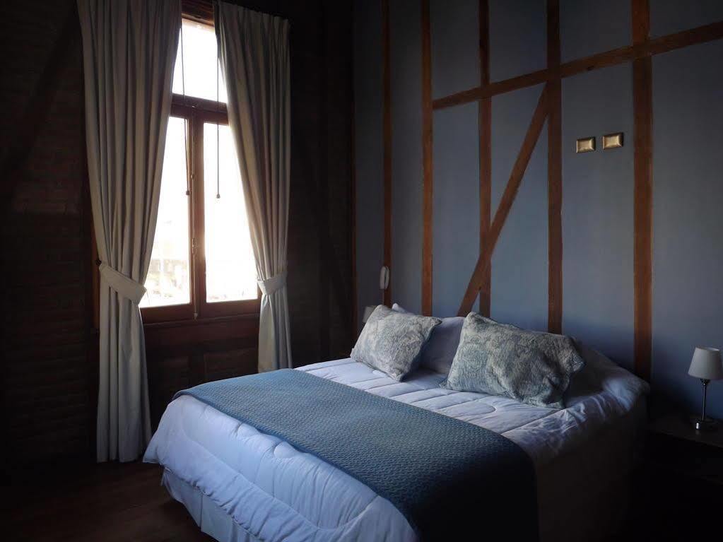 Hotel Reina Victoria บัลปาราอีโซ ภายนอก รูปภาพ
